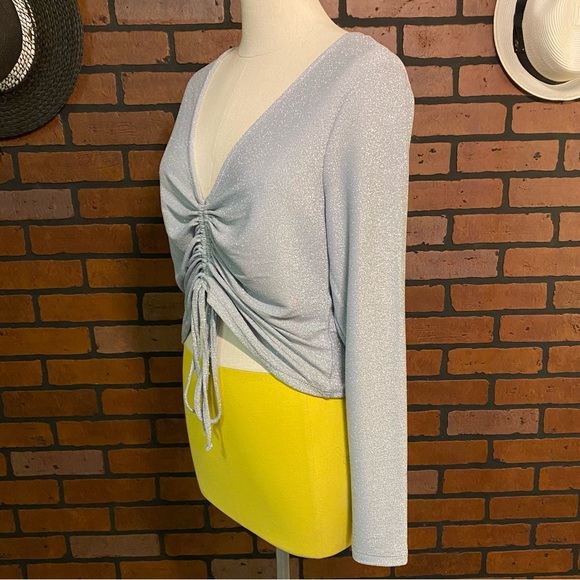 NWT Forever 21 Plus Baby Blue/Grey Shimmer Cropped Long Sleeve Top - Picture 4 of 11